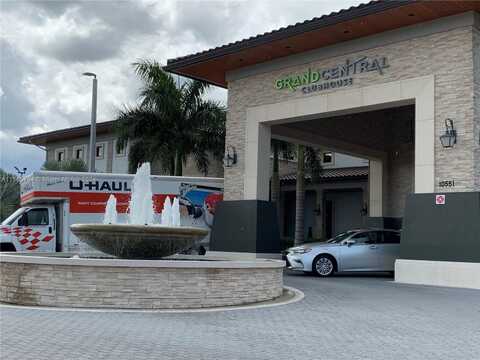 8015 NW 104th Ave, Doral, FL 33178