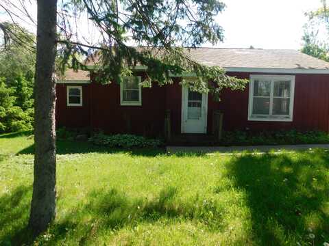 212 Hillside Dr, Twin Lakes, WI 53181