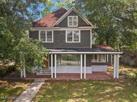 221 Magnolia Drive, Raleigh, MS 39153