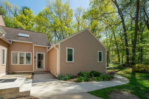 5c Old Colony Drive, Westford, MA 01886