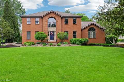 184 Brentwood Drive, Hudson, OH 44236