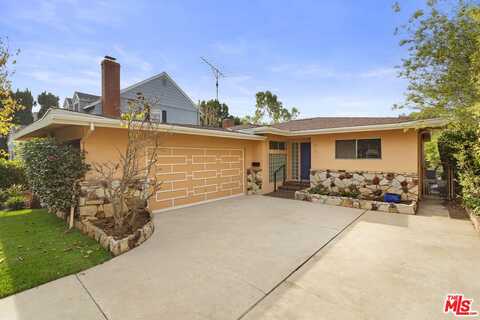 915 Kagawa St, Pacific Palisades, CA 90272