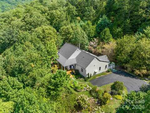 80 Ivy Cove Road, Fairview, NC 28730