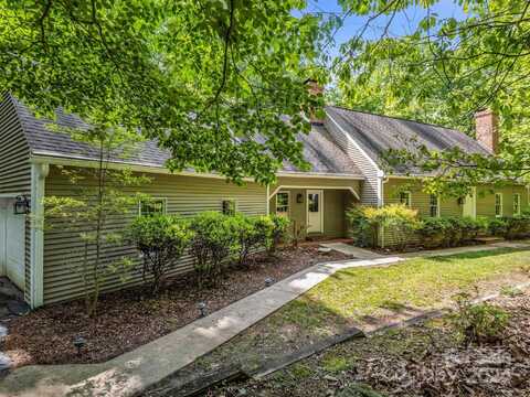 170 Old Hillside Lane, Flat Rock, NC 28731