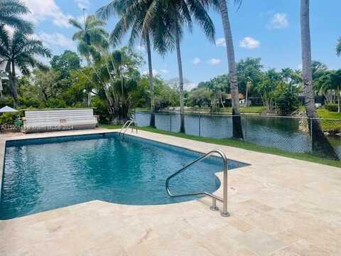11025 SW 70th Ave, Pinecrest, FL 33156