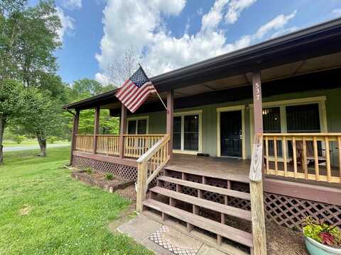 537 Old Sweetwater Road, ROBBINSVILLE, NC 28771