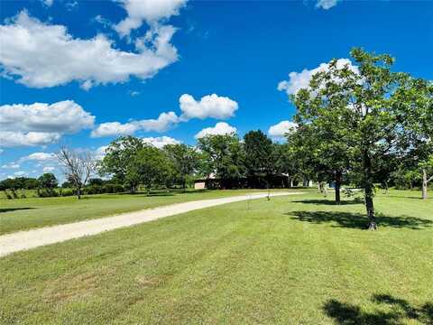 724 Foster Bond Street, Cross Plains, TX 76443