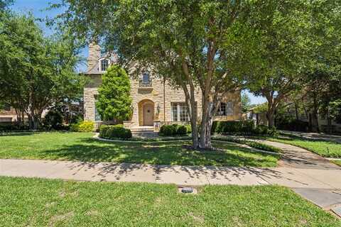 3737 Aviemore Drive, Fort Worth, TX 76109