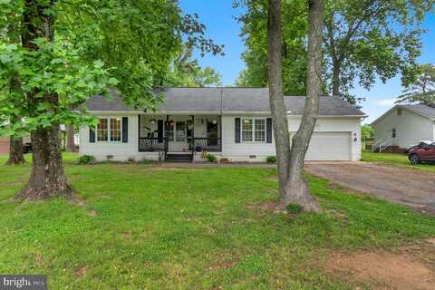 2569 N INDEPENDENCE DRIVE, MONTROSS, VA 22520