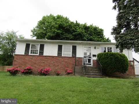 2916 CARNATION AVENUE, WILLOW GROVE, PA 19090