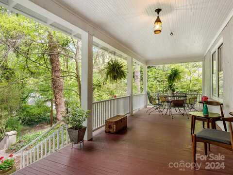 57 Conestee Street, Asheville, NC 28801