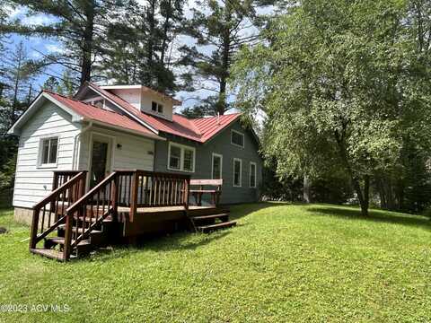 5451 State Route 28N, Newcomb, NY 12852