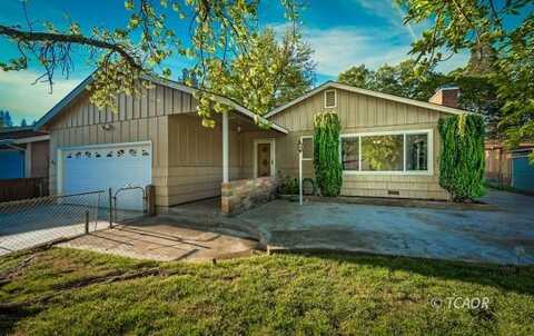 61 Hawthorne St, Weaverville, CA 96093