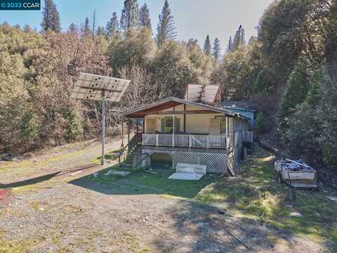 18102 Old River Rd, Fiddletown, CA 95629