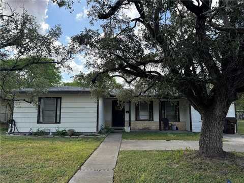 1127 E Warren Avenue, Kingsville, TX 78363