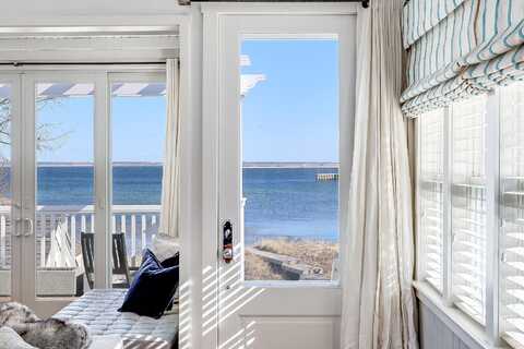 139 Commercial Street, Provincetown, MA 02657