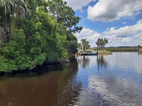 210th St, Suwannee, FL 32692