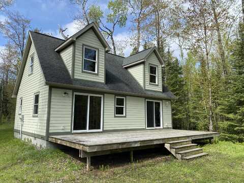 7477 E Northshore, Sugar Island, MI 49783