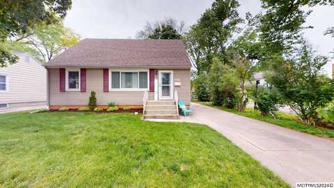 1116 2nd NW, MASON CITY, IA 50401