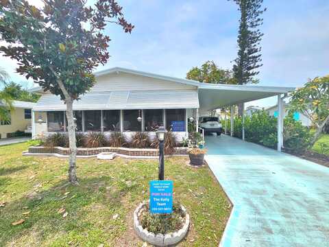 15915 Blue Skies Dr., North Fort Myers, FL 33917
