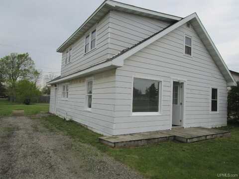 1515 N 20th, Escanaba, MI 49829