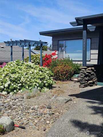 17Th, BREMERTON, WA 98310