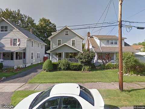 Katherine, AKRON, OH 44310