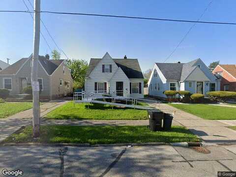 Throckley, CLEVELAND, OH 44128