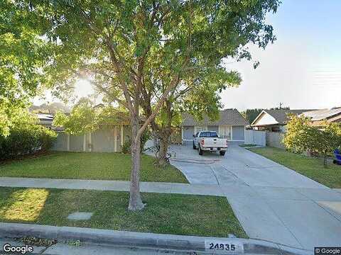 Fourl, NEWHALL, CA 91321