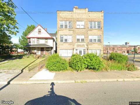 152Nd, CLEVELAND, OH 44110