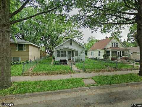 James, MINNEAPOLIS, MN 55412