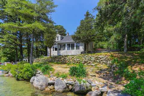 18 Scarlet Drive, Plymouth, MA 02360