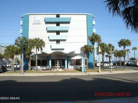 313 S Atlantic Avenue, Daytona Beach, FL 32118