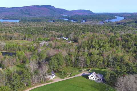 18 Salamander Road, Lincolnville, ME 04849