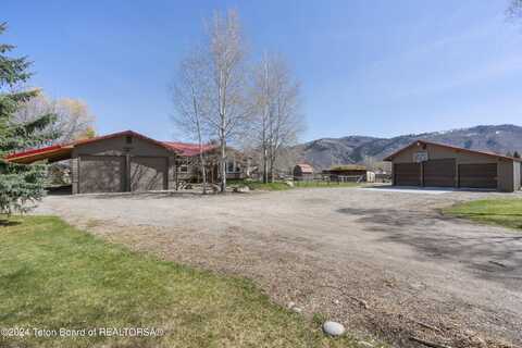 2005 S PARK RANCH SOUTH FORK Road, Jackson, WY 83001