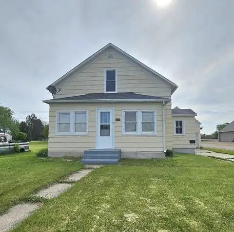 1707 1st Avenue, Selby, SD 57472