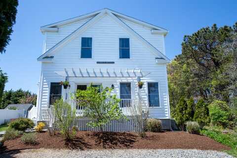 378 Cockle Cove Road, South Chatham, MA 02659