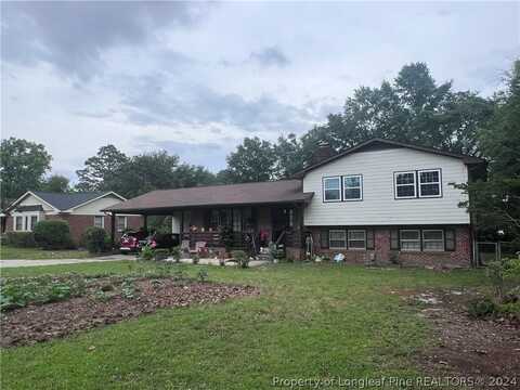 3609 Golfview Rd, Hope Mills, NC 28348