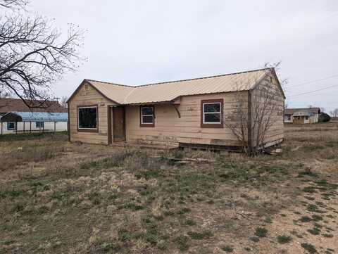 207 11th Street, Ralls, TX 79357