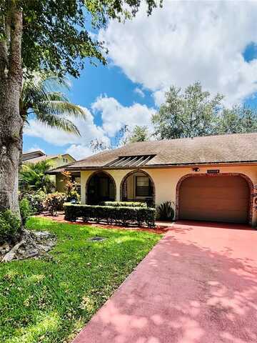 23423 SW 55th Ave, Boca Raton, FL 33433