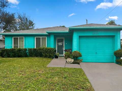 2831 NW 7th St, Fort Lauderdale, FL 33311