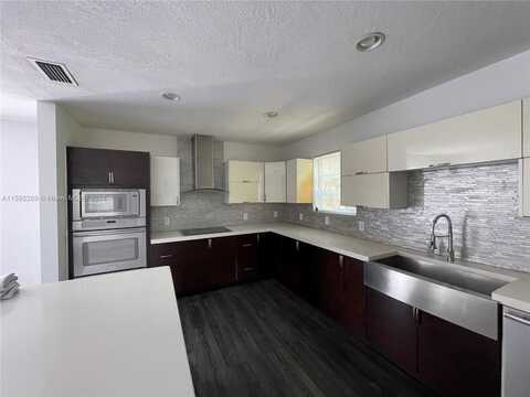 4021 Red Rd, Coral Gables, FL 33155