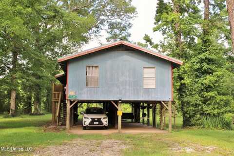 109 Hickory Lane, Lucedale, MS 39452