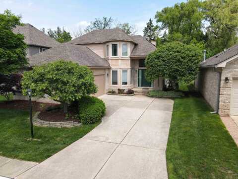 6653 Copper Creek, Washington, MI 48094