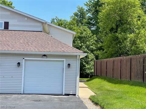 437 Banks Landing, Painesville, OH 44077