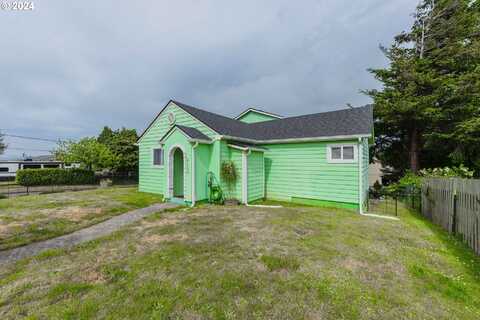 2105 EVERETT AVE, North Bend, OR 97459