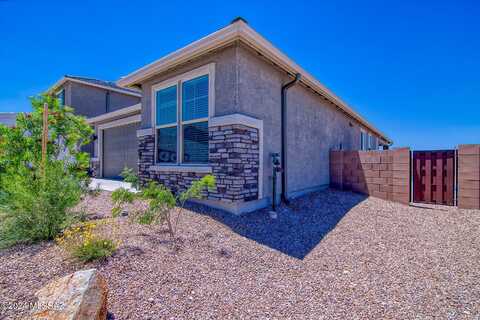 10100 S Rolling Water Drive, Vail, AZ 85641