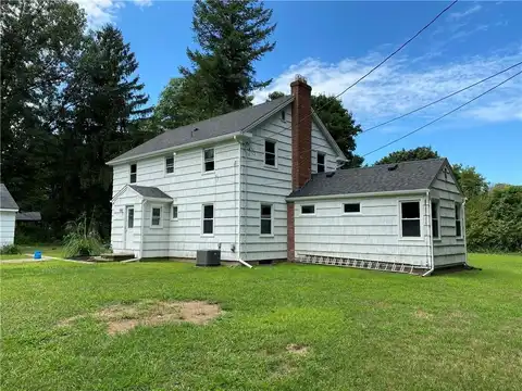 520 Mcarthur Road, Webster, NY 14580