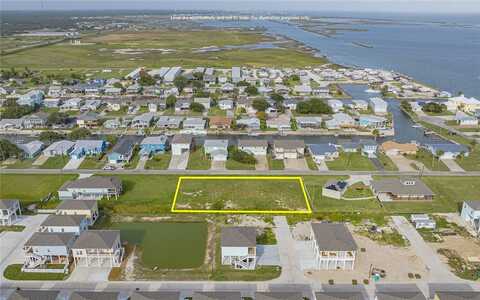 139 Palm Drive, Rockport, TX 78382