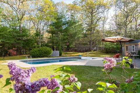 41 Coachman Lane, West Barnstable, MA 02668